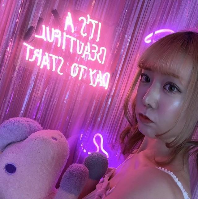夫に内緒の風俗バイト　店からのLINEは友達の名前　宣材写真は絶対ダメ　既婚ナイトワーカーのお金哲学が深い
